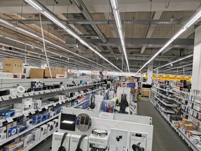 komplette Lichtbänder auf LED-Röhren umbauen